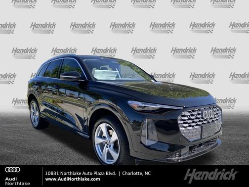 Mythos Black Metallic 2025 Audi Q5 Premium Plus TFSI quattro S tronic