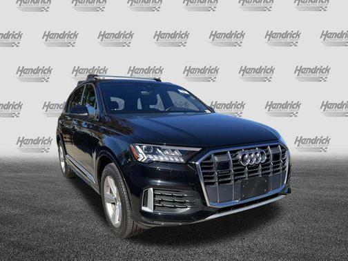 2023 Audi Q7 45 Premium Plus