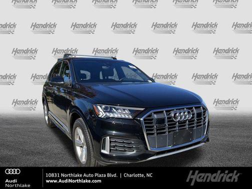 2023 Audi Q7 45 Premium Plus