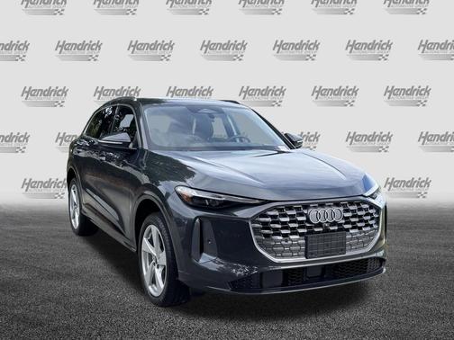 Tambora Gray Metallic 2026 Audi Q5 Premium Plus TFSI quattro S tronic