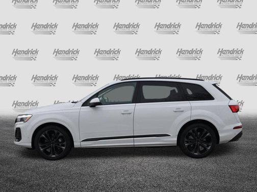 2026 Audi Q7 55 Premium Plus