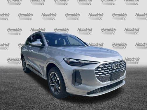 Florett Silver Metallic 2025 Audi Q5 Premium TFSI quattro S tronic