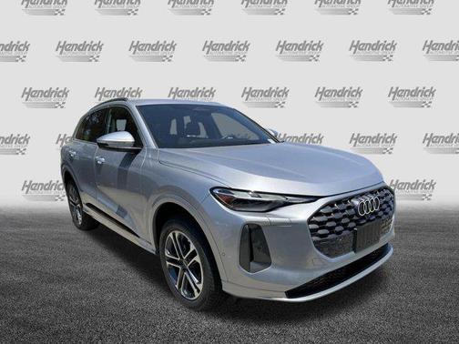 Florett Silver Metallic 2025 Audi Q5 Premium TFSI quattro S tronic