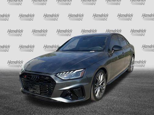 Daytona Gray Pearl Effect 2024 Audi S4 Premium Plus TFSI quattro Tiptronic