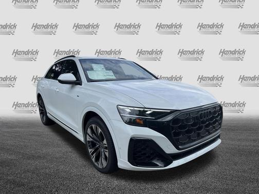 Glacier White Metallic 2026 Audi Q8 55 Premium Plus