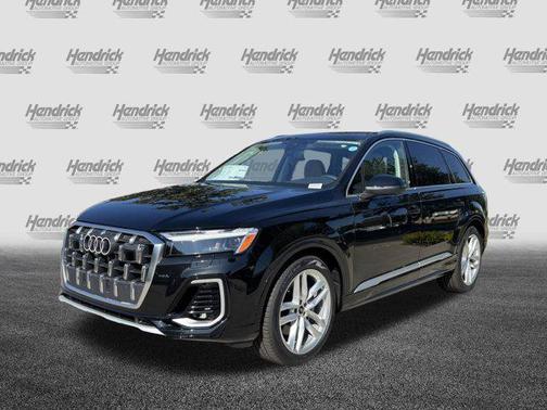 2025 Audi Q7 55 Premium Plus