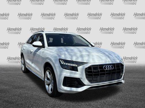 2023 Audi Q8 55 Premium Plus