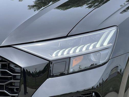 2024 Audi RS Q8 4.0T