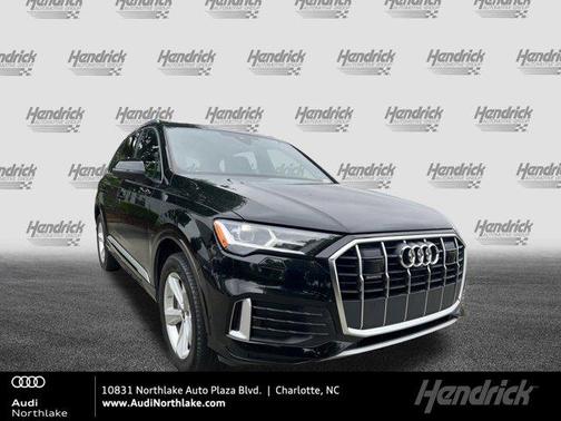 Mythos Black Metallic 2023 Audi Q7 45 Premium Plus