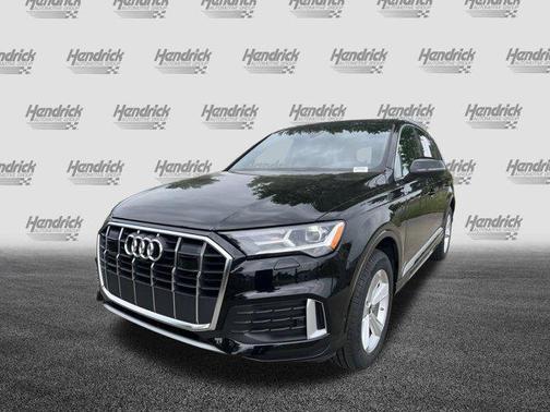 Mythos Black Metallic 2023 Audi Q7 45 Premium Plus