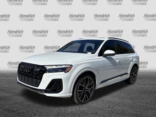 2025 Audi Q7 55 Prestige