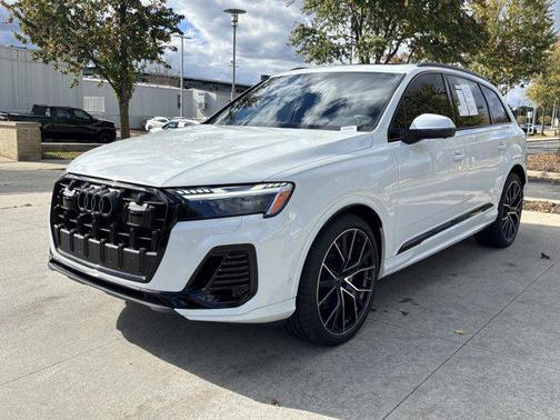 2025 Audi Q7 55 Prestige