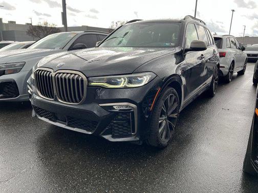 2021 BMW X7 M50i
