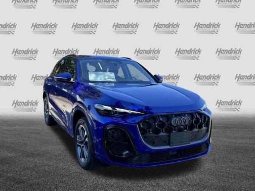 Ultra Blue Metallic 2026 Audi Q5 Premium TFSI quattro S tronic