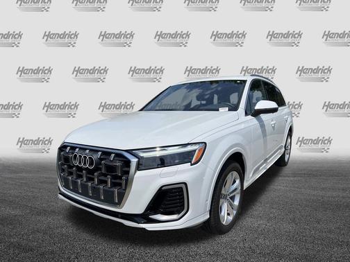 Glacier White Metallic 2025 Audi Q7 55 Premium Plus