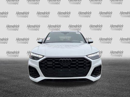 2024 Audi Q5 45 S line Prestige