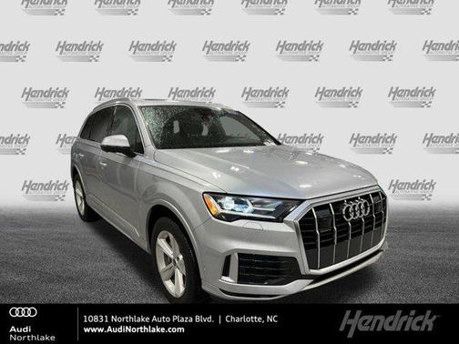 2022 Audi Q7 45 Premium Plus