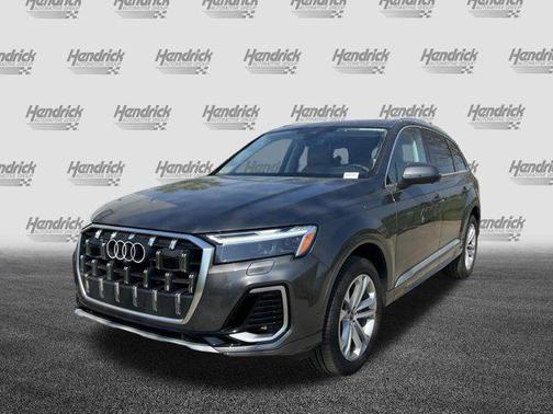 Samurai Gray Metallic 2025 Audi Q7 55 Premium