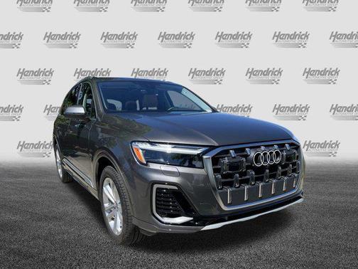 Samurai Gray Metallic 2025 Audi Q7 55 Premium