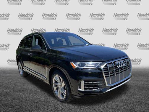 2022 Audi Q7 55 Premium Plus