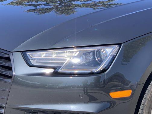 2019 Audi A4 40 Titanium Premium
