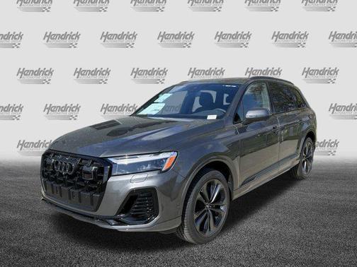 2025 Audi Q7 55 Premium Plus