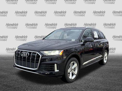 2023 Audi Q7 55 Premium