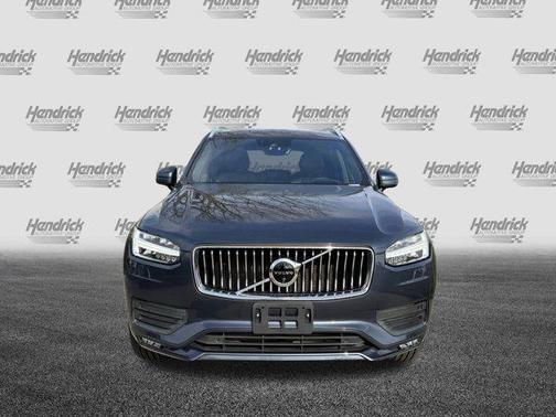 2021 Volvo XC90 T6 Momentum