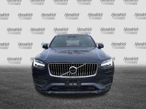 2021 Volvo XC90 T6 Momentum