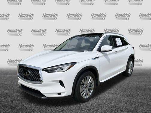 2024 INFINITI QX50 LUXE
