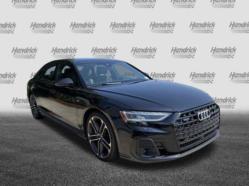 2025 Audi A8 L 55 TFSI quattro Tiptronic