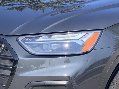 2024 Audi Q5 40 Premium Plus