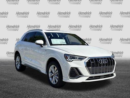 2025 Audi Q3 Premium 45 TFSI S line quattro Tiptronic