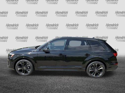 2025 Audi Q7 55 Premium Plus