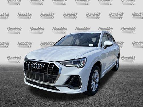 2025 Audi Q3 Premium 45 TFSI S line quattro Tiptronic