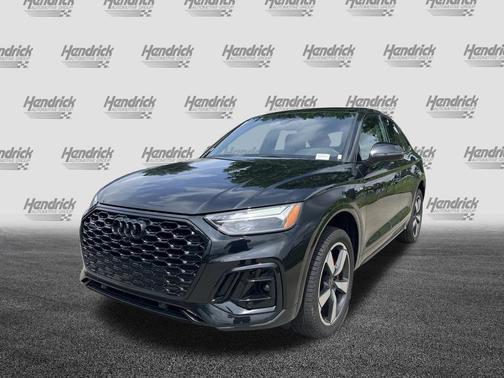 Mythos Black Metallic 2024 Audi Q5 45 S line Premium Plus