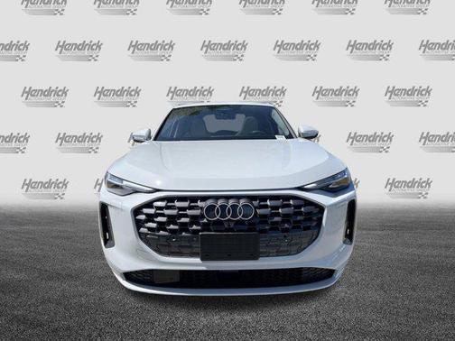 Glacier White Metallic 2026 Audi Q5 Premium Plus TFSI quattro S tronic