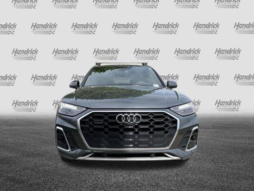 Daytona Gray Pearl Effect 2022 Audi Q5 45 S line Premium Plus