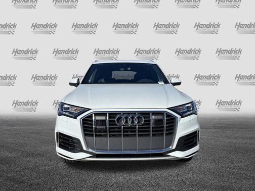 2023 Audi Q7 55 Premium Plus