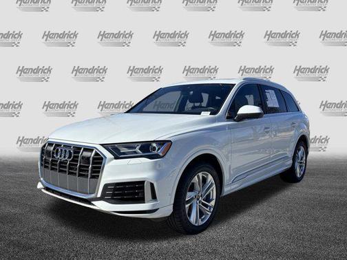 2023 Audi Q7 55 Premium Plus