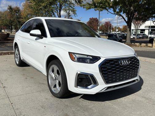 2024 Audi Q5 45 S line Premium