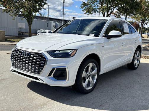 2024 Audi Q5 45 S line Premium