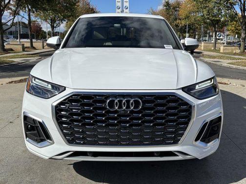 2024 Audi Q5 45 S line Premium