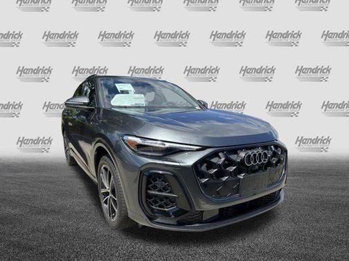 Daytona Gray Metallic 2026 Audi Q5 Prestige TFSI quattro S tronic