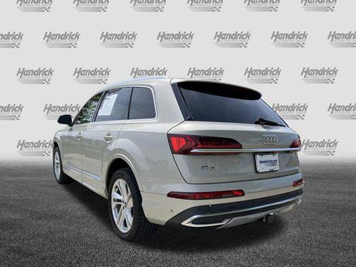 Vicuna Beige Metallic 2021 Audi Q7 45 Premium Plus