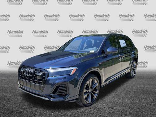 2025 Audi Q7 55 Premium Plus