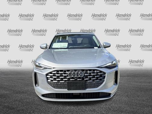 Florett Silver Metallic 2026 Audi Q5 Premium TFSI quattro S tronic