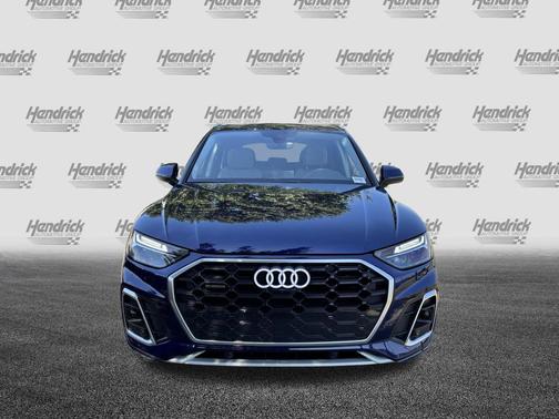 Navarra Blue Metallic 2025 Audi Q5 45 S line Premium Plus