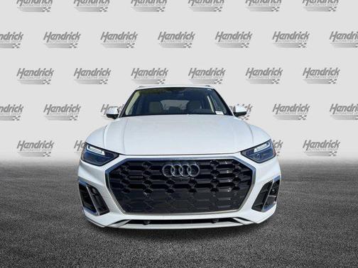 Glacier White Metallic 2023 Audi Q5 45 S line Premium Plus