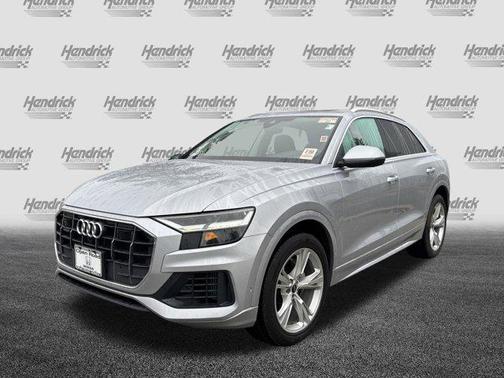 2022 Audi Q8 55 Premium Plus